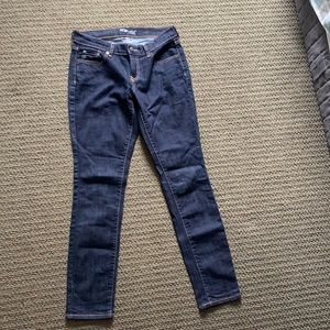 Dark blue the hint jeans